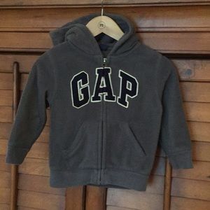 Boy’s GAP hoodie zip up -3T